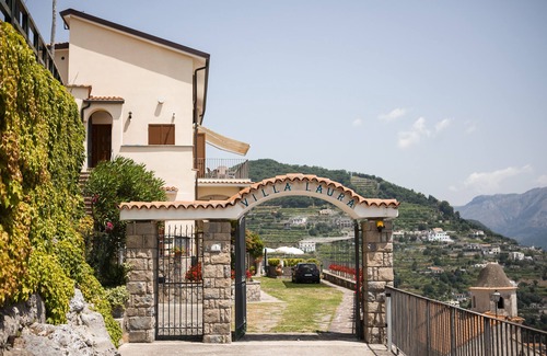 Ravello Apartment | Apt Elisa in Villa Laura near Ravello