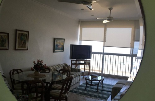 Boqueirao Apartment | Apt Seafront - 2 spaces - great location - Wi-Fi