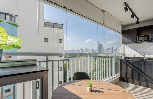 Butanta Apartment | Apt w/Gourmet Balcony 190m From the Metro Wal0714