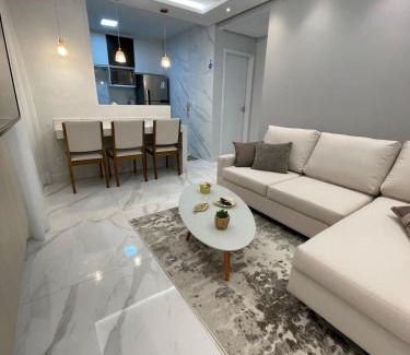 Camargos Apartment | Apto 201 bloco 02 · Apto Moderno em frente à Arena MRV/Expominas