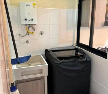 Guatape Apartment | Apto en la calle de las sombrillas para estrenar, la mejor ubicacion en guatape garantizada