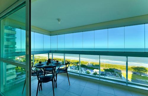 Itacolomi Apartment | Apto Frente Mar Bali Beach Home Club 3 Quartos Climatizados Cozinha Completa Sacada com Churrasqueira 2 Vagas de Garagem Piscina borda infinita Sauna Academia Cinema Quadra Salão de Jogos Pé na Areia 15min do Beto Carrero