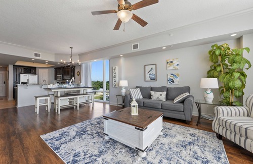 Gulfport Condo | "Aqua Blue" Condo offering Snow Bird Monthly Specials make an inquiry today
