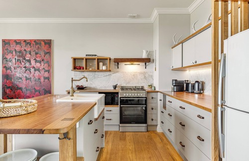 Wombarra House | 'Aqua Inala' - steps from Wombarra Beach and Rockpool