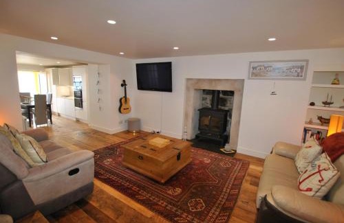 Cellardyke House | Aqua Vista- seafront cottage Cellardyke