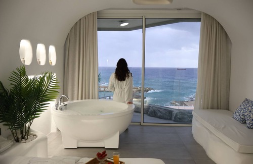 Batroun Resort | Aqualand Hotel & Resort