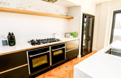 Cowes Cottage | Aquanaut