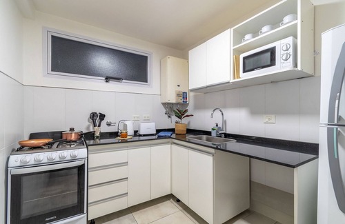 San Nicolas Apartment | Comfortable and cozy apartment on Avenida Callao
