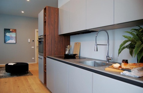 Stazione Apartment | AR Prestige Penthouse - Noho