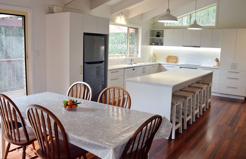 Arakoon House | Arakoon Heights - close to South West Rocks