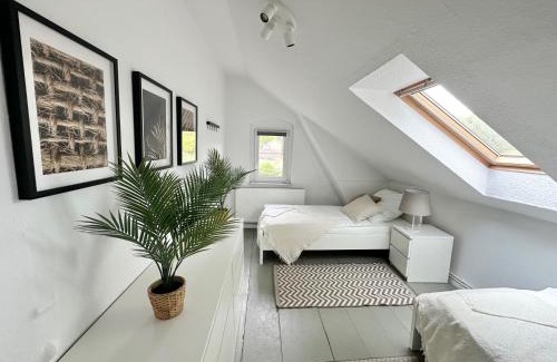 Oberhavel Apartment | Arbio Monteurzimmer in Kremmen Free WiFi & Parking