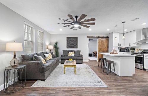 Pasadena House | Arcade Covered Patio Sleep 10 3 Bedroom 2 Bath Game Room