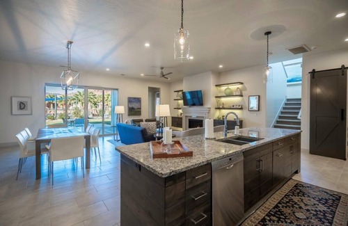 Santa Clara House | Arcadia 4/5 | Perfect Poolside Location * Sleeps 36 * Balcony Views