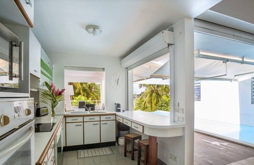 Bas du Fort Villa | Architect villa with swimming pool facing the lagoon