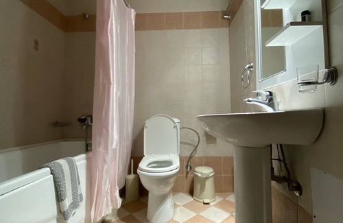 Kambos Hotel | Archontiko Riziko