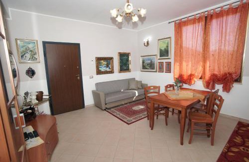 Fondi House | Arcobaleno Apartment