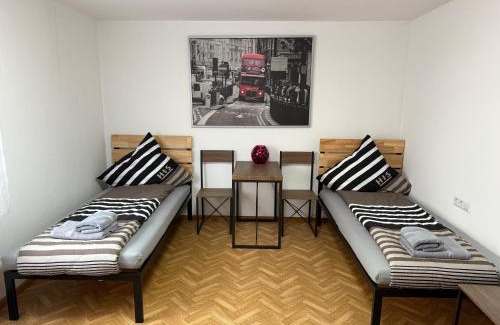 Kappel-Grafenhausen House | ARCOS Apartment - Geräumige 3-Zimmer-Wohnung mit 8 Einzelbetten - Perfekt für Familien, Gruppen oder Monteure