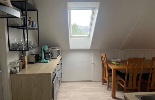 Tromso Apartment | Arctic Skyview Retreat in Tromso - With Parking