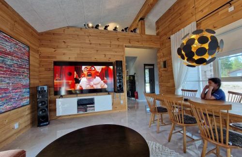 Gallivare Villa | ArcticStay Timmerstugan