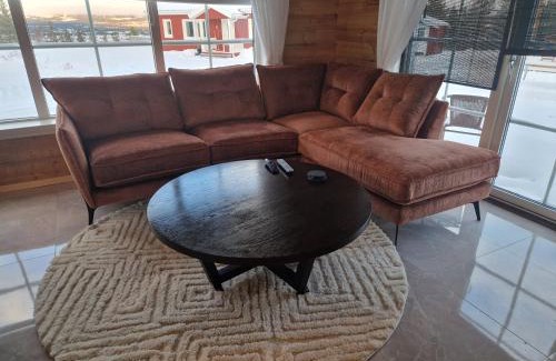 Gallivare Villa | ArcticStay Timmerstugan