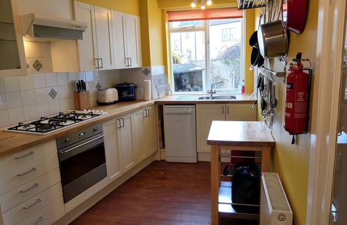 Anstruther House | Ardlui, central location just a short walk from the Famous Harbour and Fish Bar