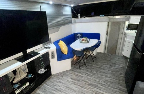 Key Largo Boat Rental | ARE YOU READY TO SPEND YOUR BEST HOLIDAYS AT SEA ?