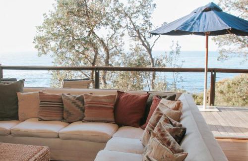 Mollymook Beach House | Argyll Mollymook Absolute Oceanfront