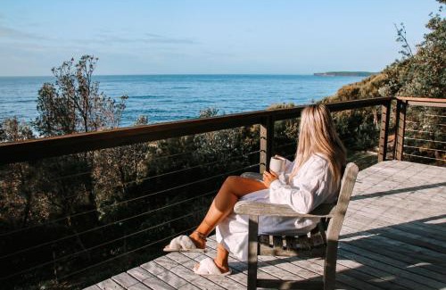 Mollymook Beach House | Argyll Mollymook Absolute Oceanfront