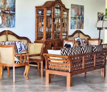 Kahandamodara House | Arhimser Villa-superb 4 bedroom beachfront BB for 8 in Ranna, Tangalle, pool, 7 night stays free pick up, serviced, taxes included