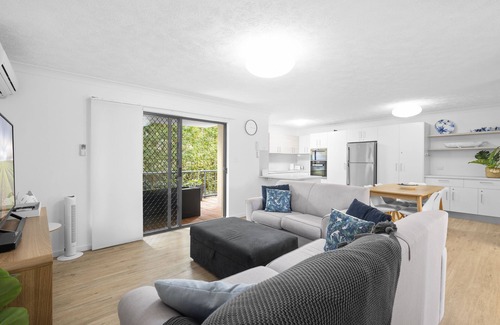 Coolangatta Apartment | Aria Del Mare