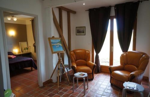 Demu House | Arie - Chez Joelle et Michel