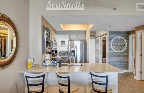 Miramar Beach Condo | Ariel Dunes 909 | Gulf View | Free WiFi | Pool/Hot Tub | Onsite Restaurant