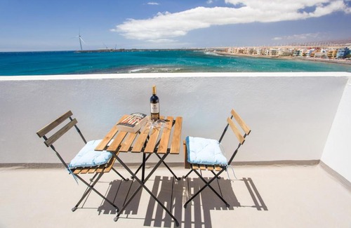 Playa de Arinaga Apartment | Arinaga Colors, tu casa en la playa