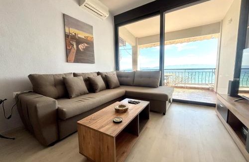Ofrinion Apartment | Aris Apartment with Sea View