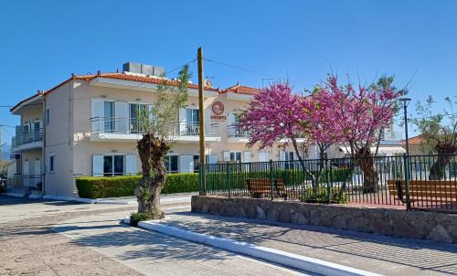 Skala Kallonis Apartment | Arisvi All Seasons Hotel