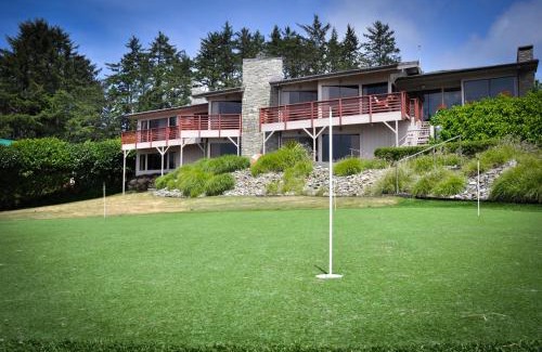 Smith River Bed & Breakfast | Arky's B&B