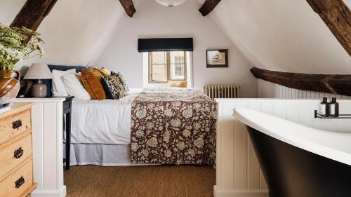 Charlbury House | Armada Cottage