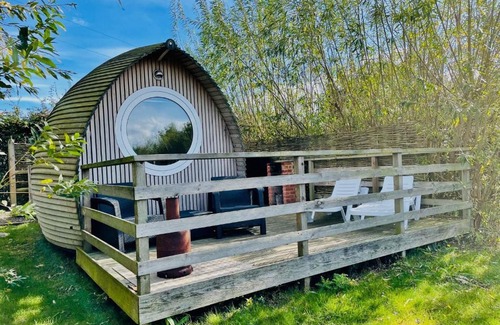 Brightlingsea House | Armadilla 2 at Lee Wick Farm Cottages & Glamping