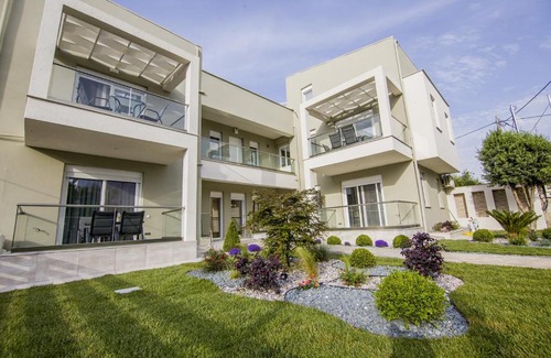 Paralia Ofryniou Apartment | Armonia Resort