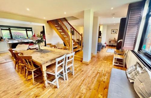 New Forest District House | Arniss Farmhouse