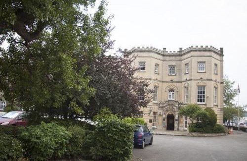 Brislington Hotel | Arnos Manor Hotel