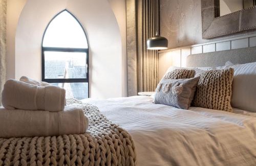 Isle of Arran House | Arran Shores Luxury Shorefront Apartment 2