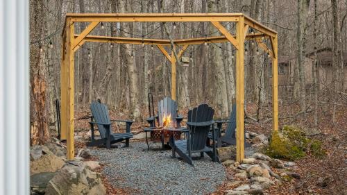 Thornhurst House | Arrowhead Lake Access Pool Fire Pit Near Ski Resorts Oswayo by AvantStay