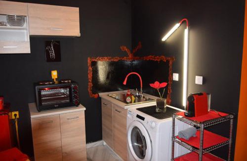 Kalamaria Apartment | Art Garden