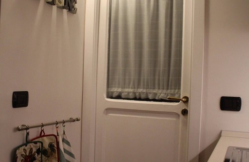 Montecalvario House | Art, history and tradition. Two rooms with Wi-Fi in the heart of Naples