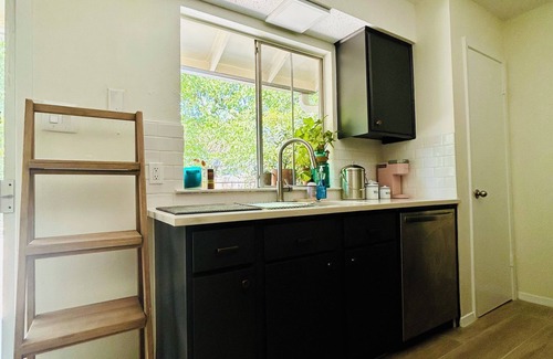 Sweetbriar House | Art House in South Austin