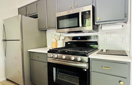 Sweetbriar House | Art House in South Austin