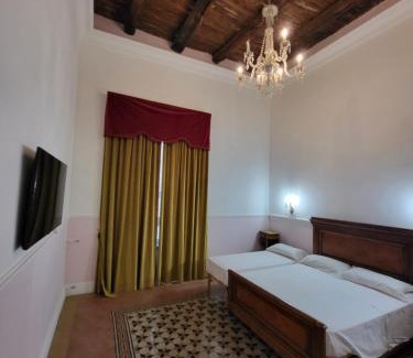 Historical Center Hotel | Art house Venusio luxury home
