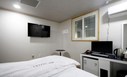 Jung-gu Hotel | Art motel