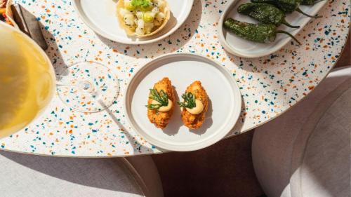 Nine Elms Hotel | art'otel London Battersea Power Station, Powered by Radisson Hotels